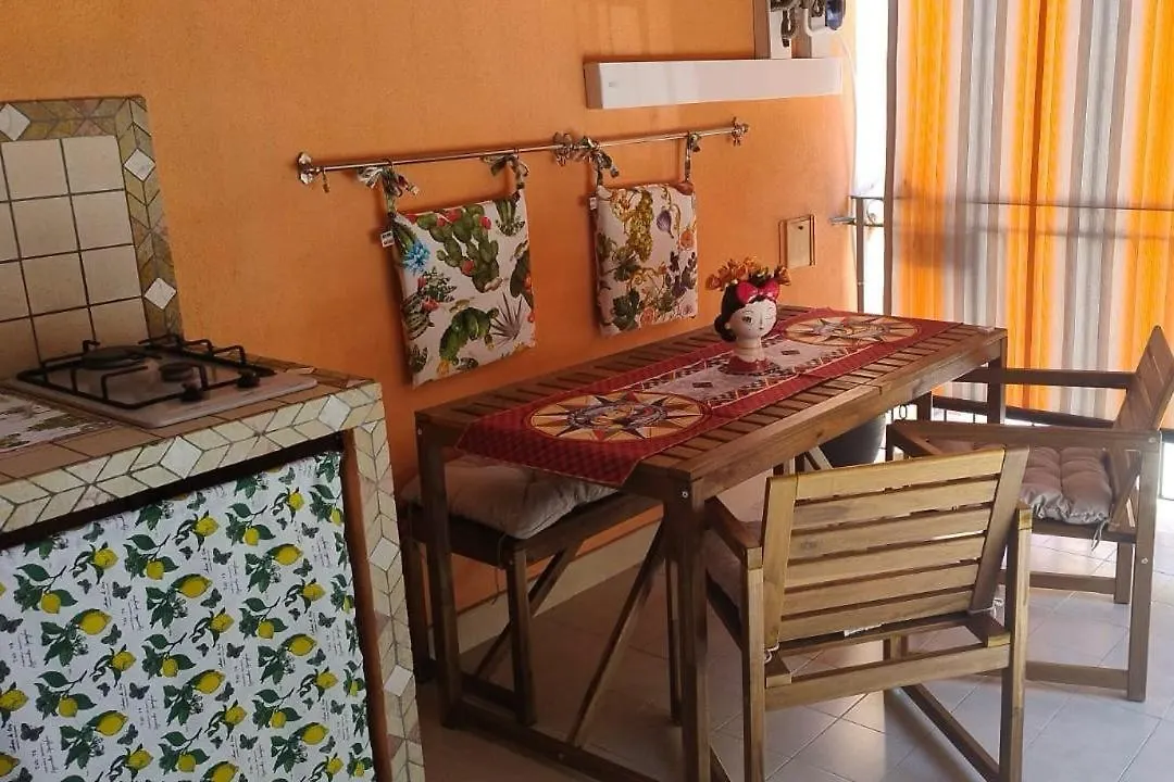 아파트 Paradiso Del Mare, Appartamento Accogliente Vicino A Mare, Metro, Aeroporto E Palermo 카파치